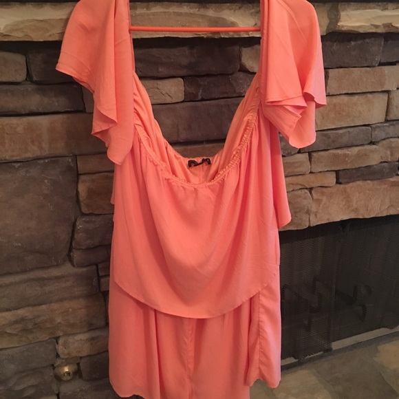 Coral forever 21 shorts jumpsuit - Picture 2 of 4